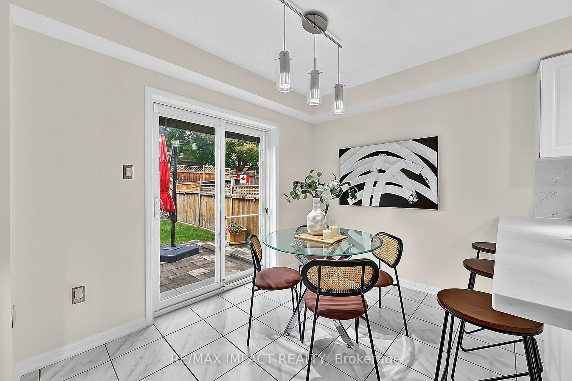 Photo 18 of 17 Holman Court, Whitby, Williamsburg — HOMEH
