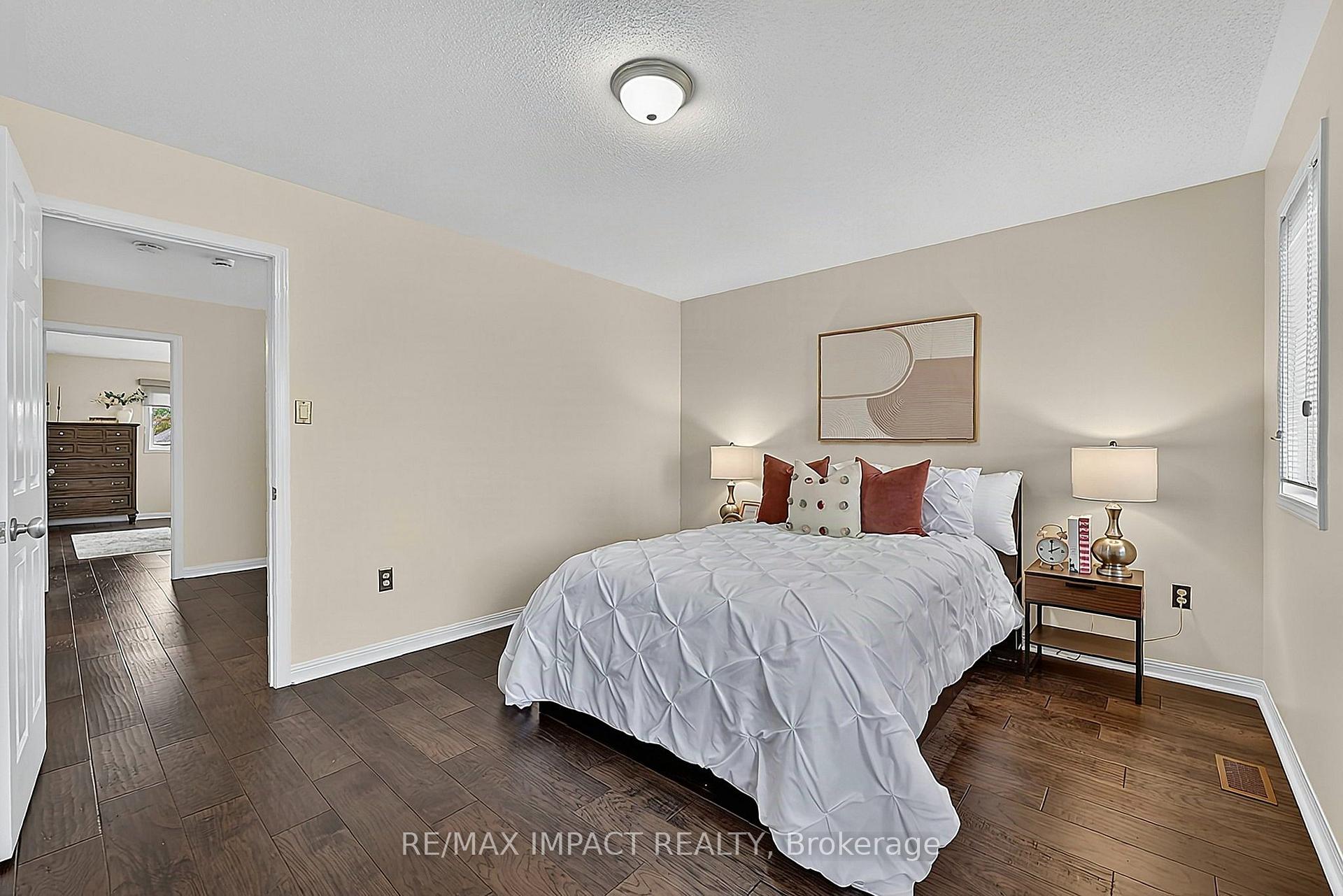 Photo 30 of 17 Holman Court, Whitby, Williamsburg — HOMEH