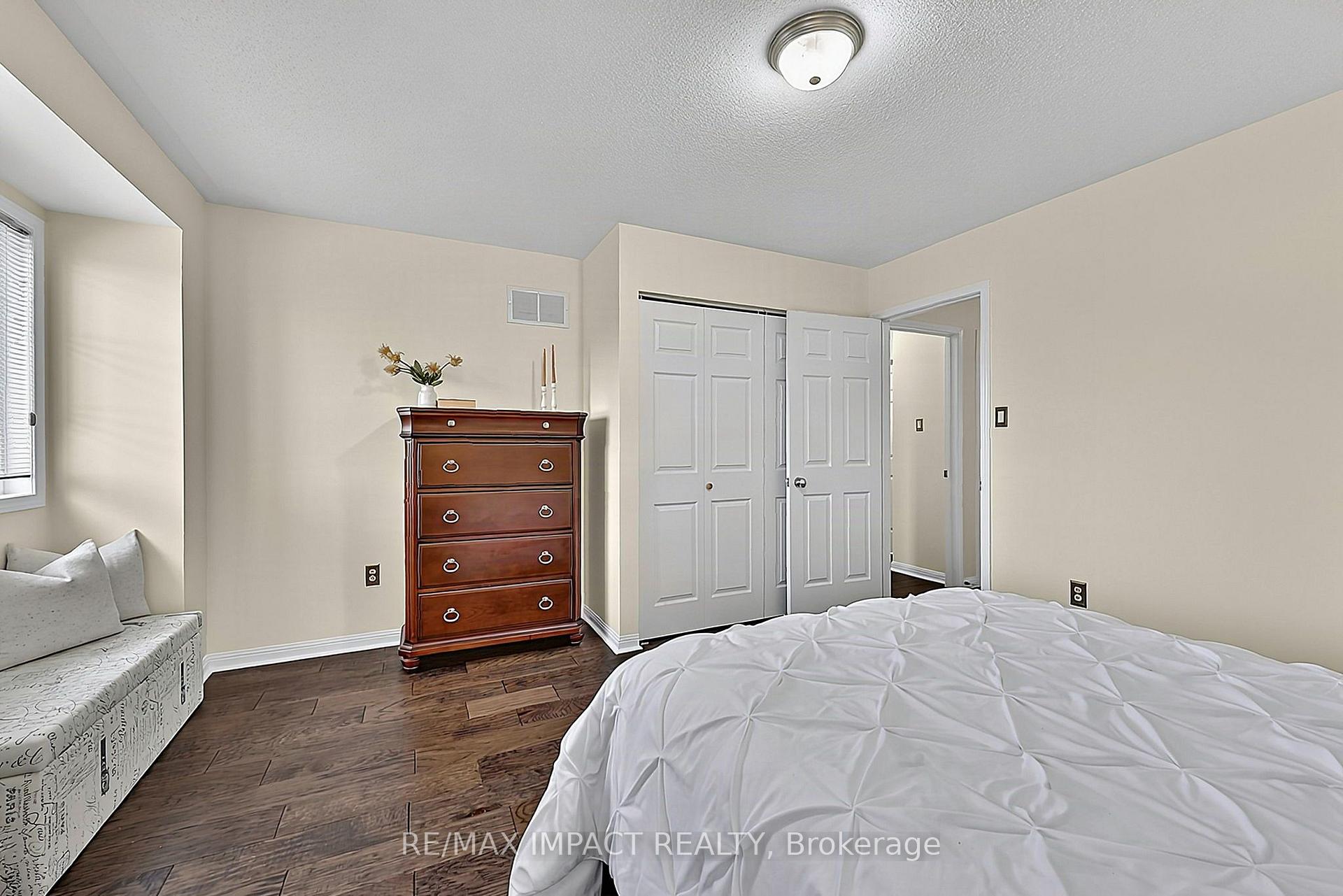 Photo 31 of 17 Holman Court, Whitby, Williamsburg — HOMEH