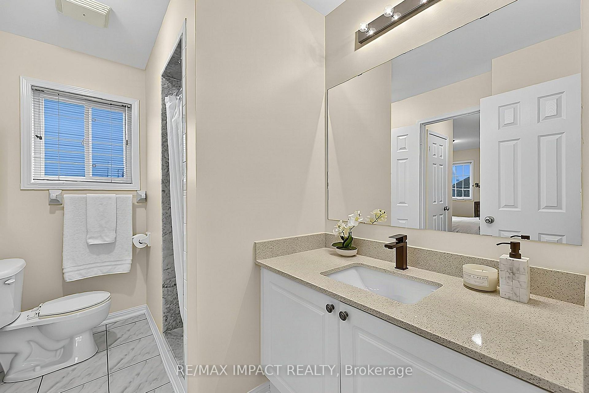 Photo 34 of 17 Holman Court, Whitby, Williamsburg — HOMEH
