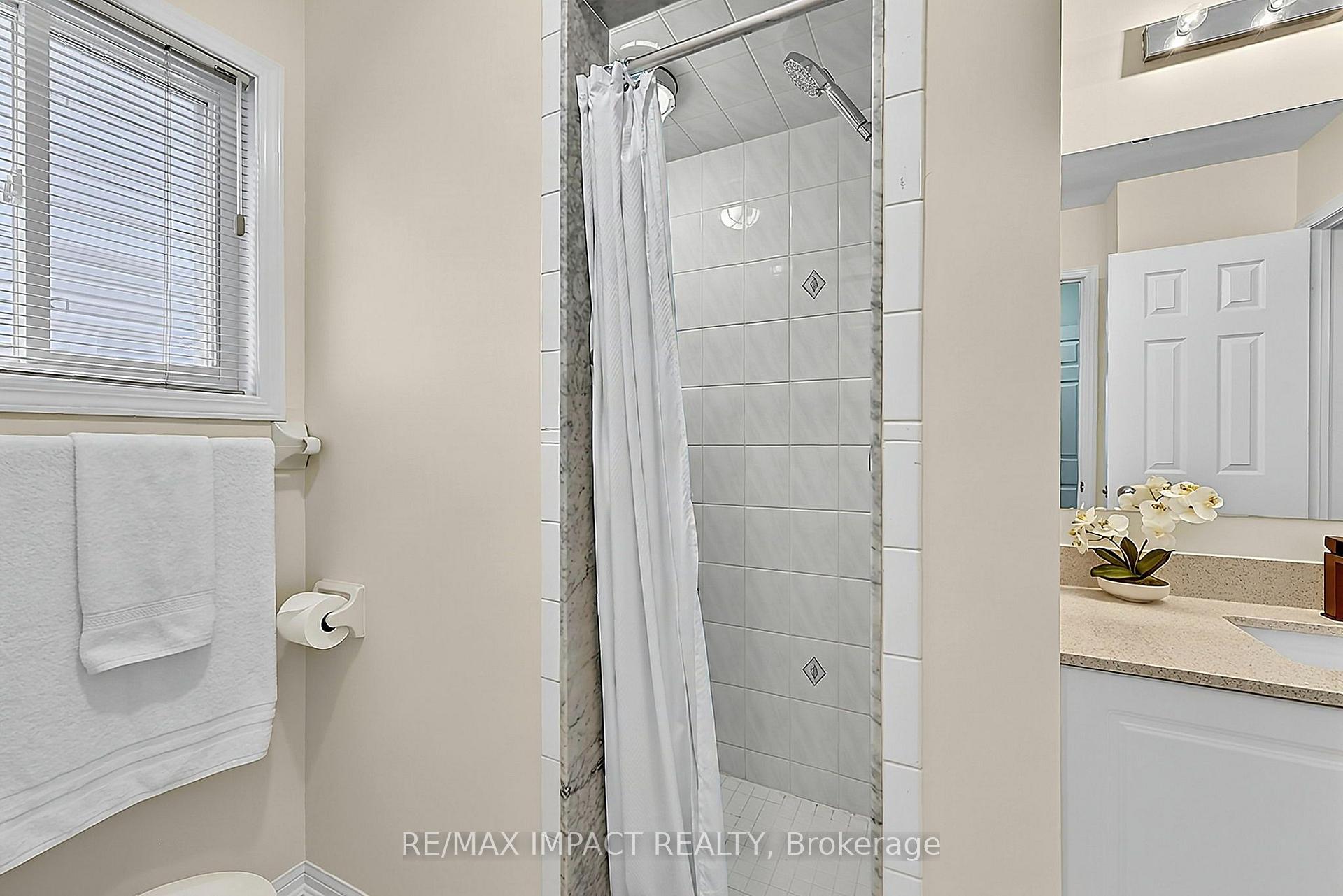 Photo 35 of 17 Holman Court, Whitby, Williamsburg — HOMEH