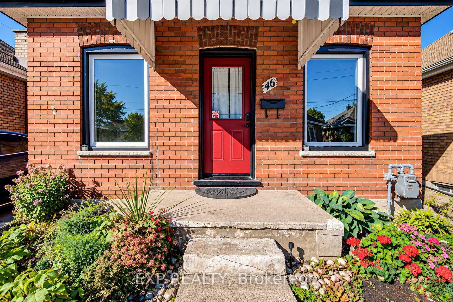 Photo 3 of 46 Maitland Street, Brantford, East Ward — HOMEH