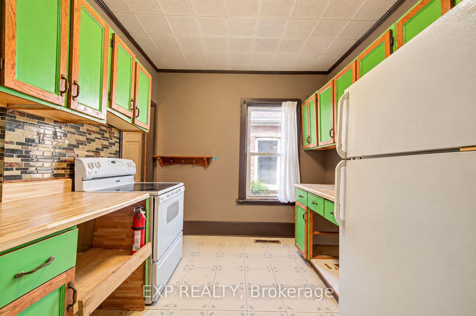 Photo 8 of 46 Maitland Street, Brantford, East Ward — HOMEH