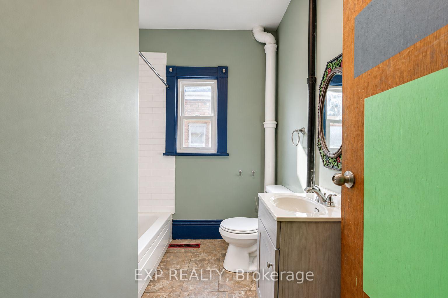 Photo 10 of 46 Maitland Street, Brantford, East Ward — HOMEH