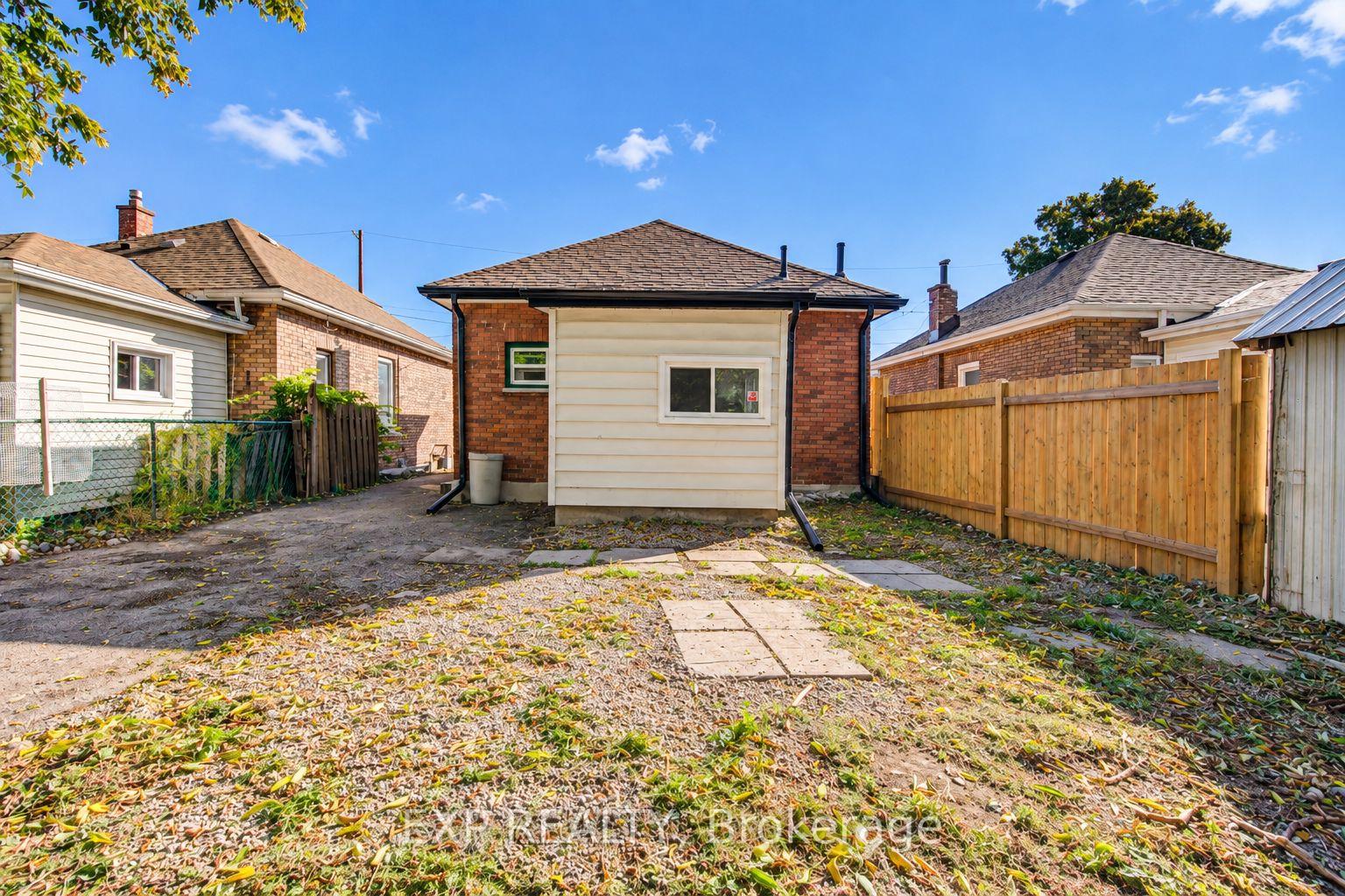 Photo 18 of 46 Maitland Street, Brantford, East Ward — HOMEH