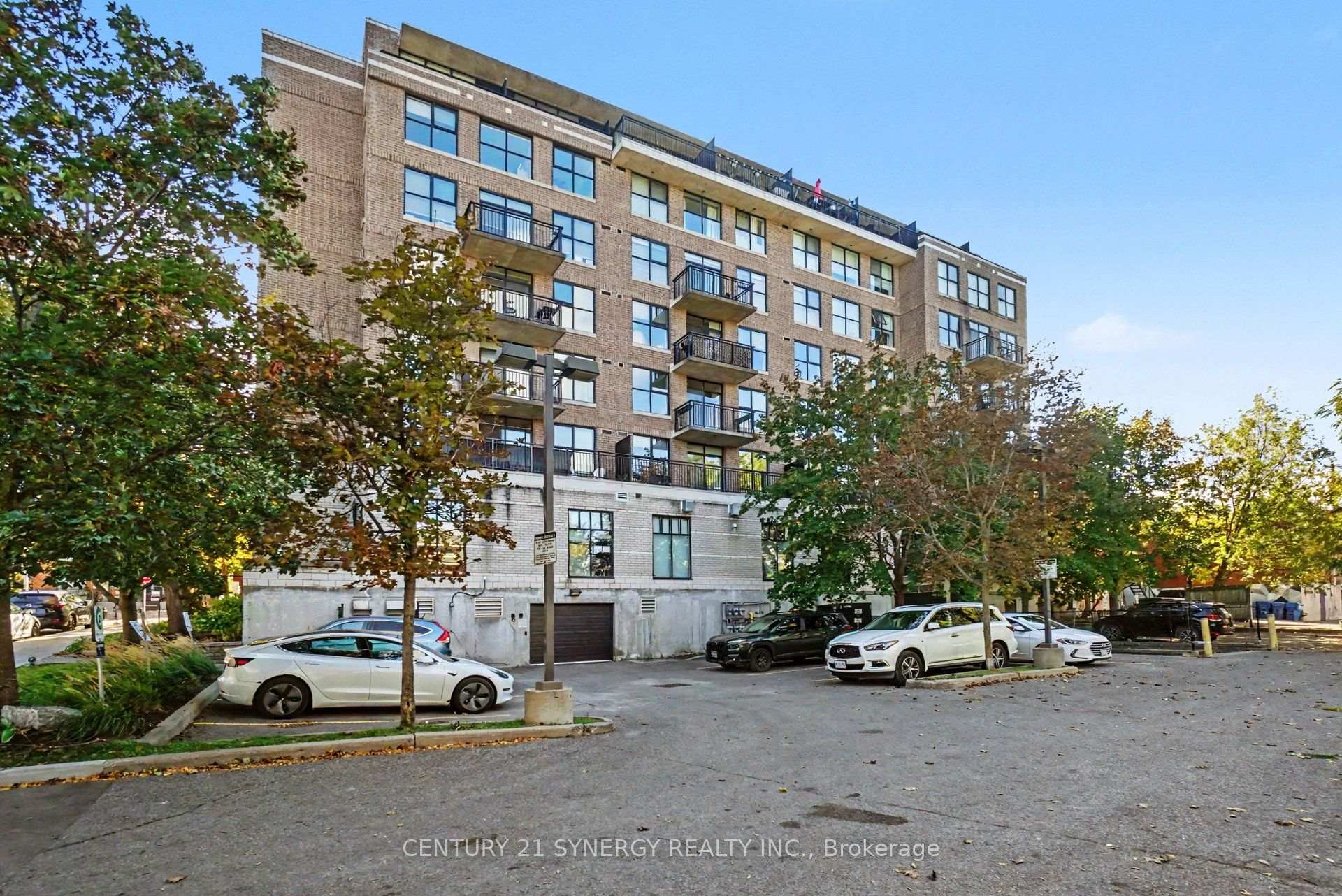 Photo 2 of Unit PH4, 150 Caroline Avenue, Ottawa, Ottawa West — HOMEH