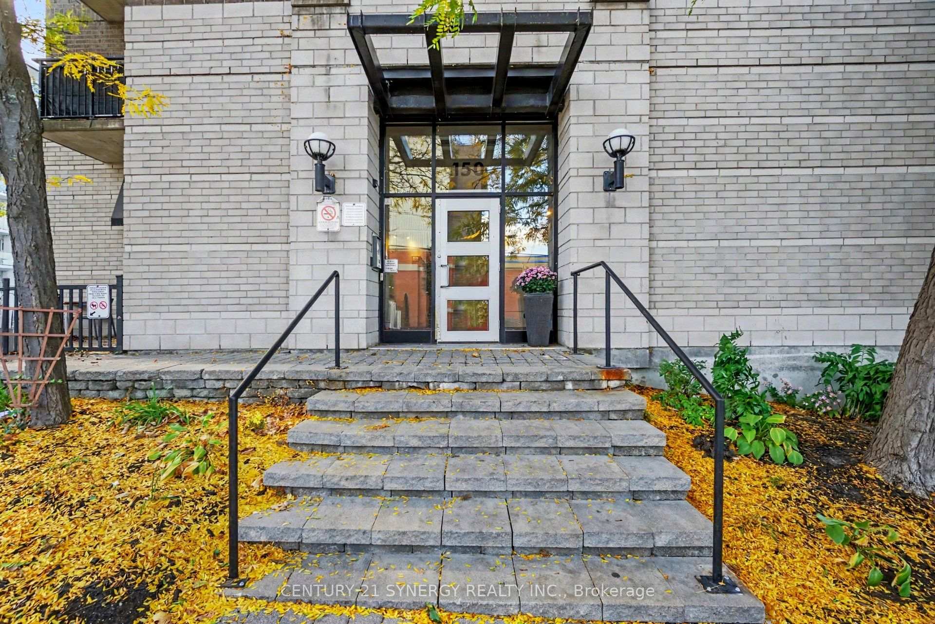 Photo 4 of Unit PH4, 150 Caroline Avenue, Ottawa, Ottawa West — HOMEH