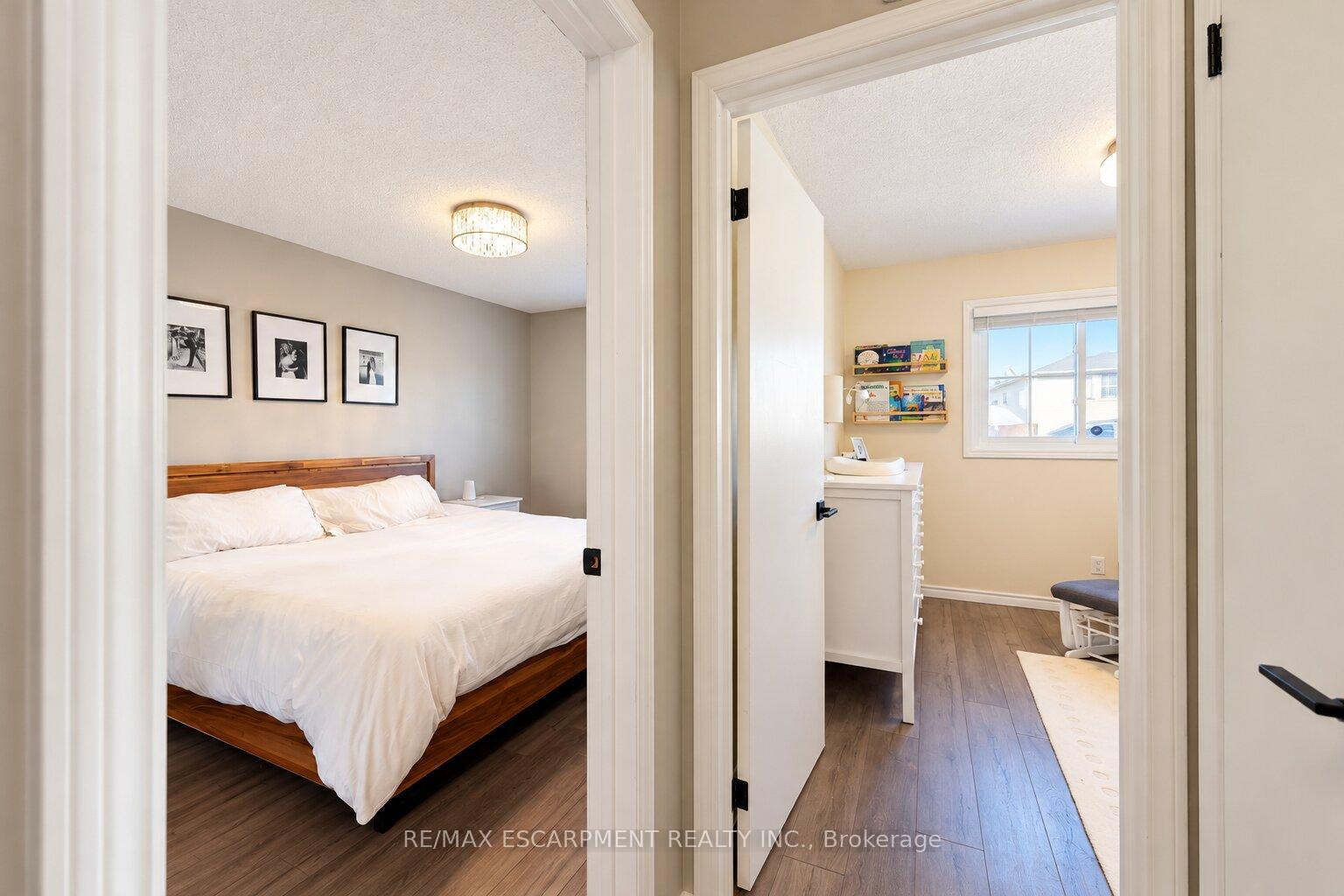 Photo 12 of 6 Sandra Crescent, Grimsby, Grimsby East — HOMEH