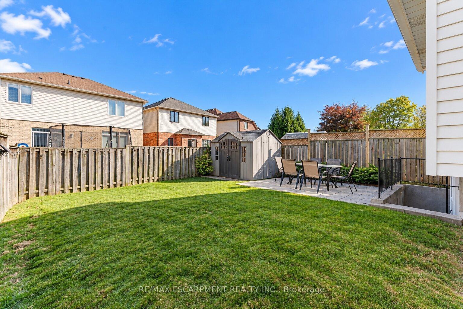 Photo 24 of 6 Sandra Crescent, Grimsby, Grimsby East — HOMEH