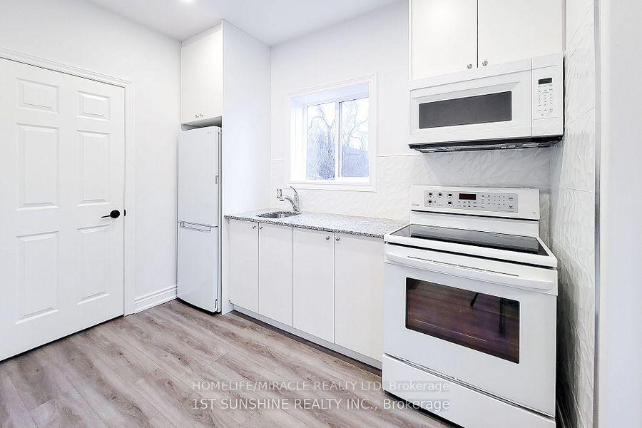 Photo 9 of 184 Beach Boulevard, Hamilton, Hamilton Beach — HOMEH