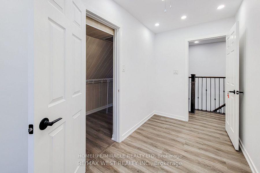 Photo 16 of 184 Beach Boulevard, Hamilton, Hamilton Beach — HOMEH