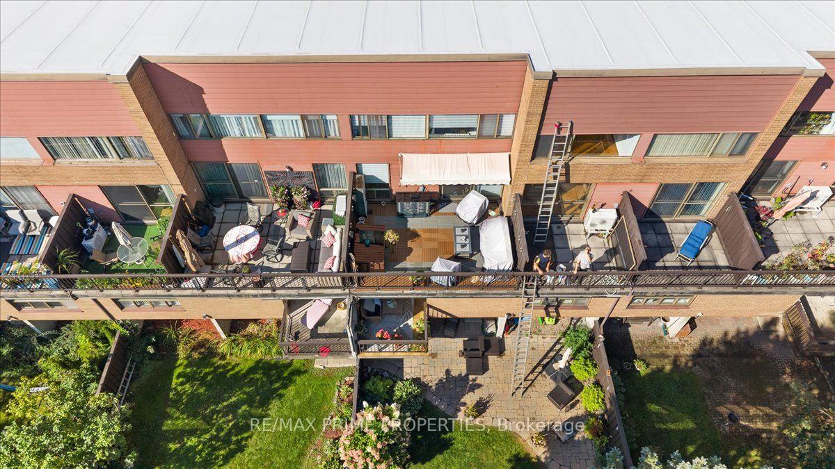 Photo 40 of Unit 4, 525 St. Laurent Boulevard, Ottawa, Viscount Alexander Park — HOMEH