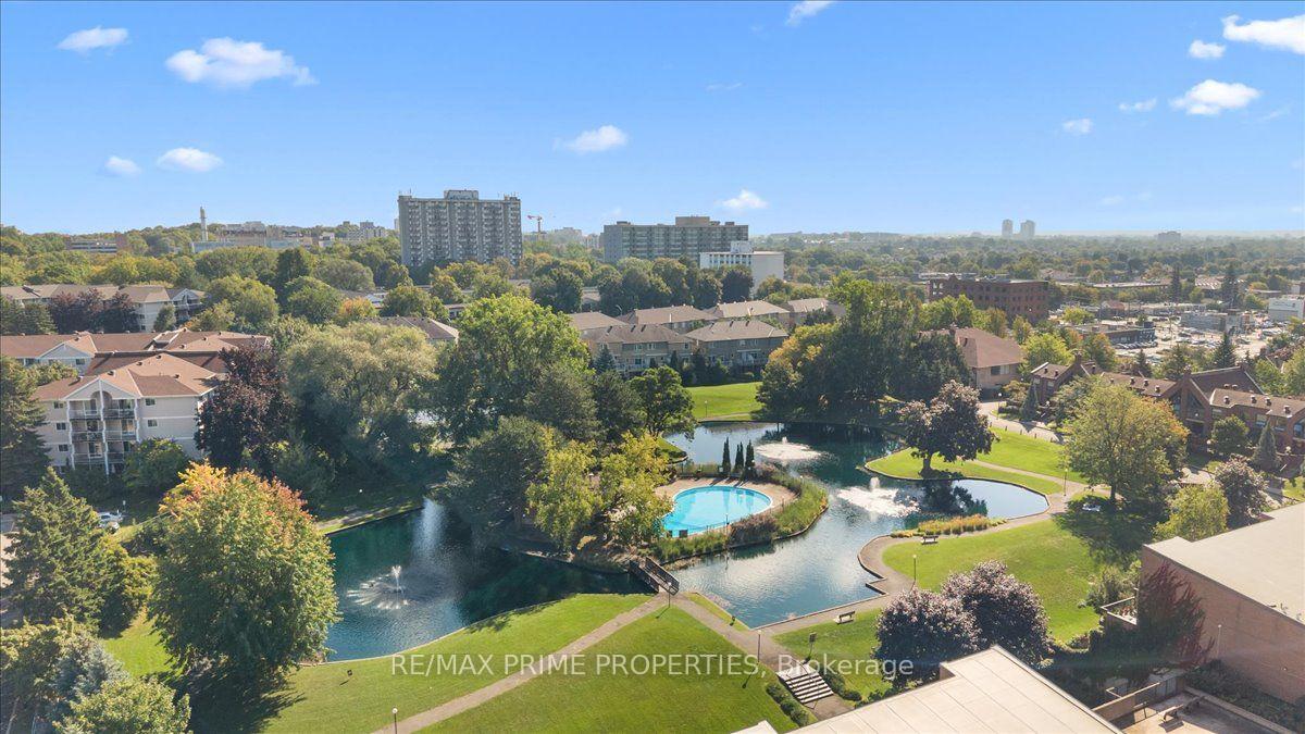 Photo 41 of Unit 4, 525 St. Laurent Boulevard, Ottawa, Viscount Alexander Park — HOMEH
