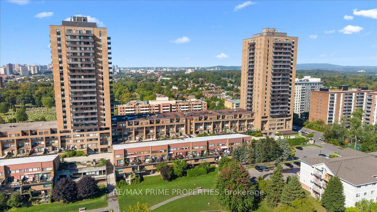 Photo 43 of Unit 4, 525 St. Laurent Boulevard, Ottawa, Viscount Alexander Park — HOMEH