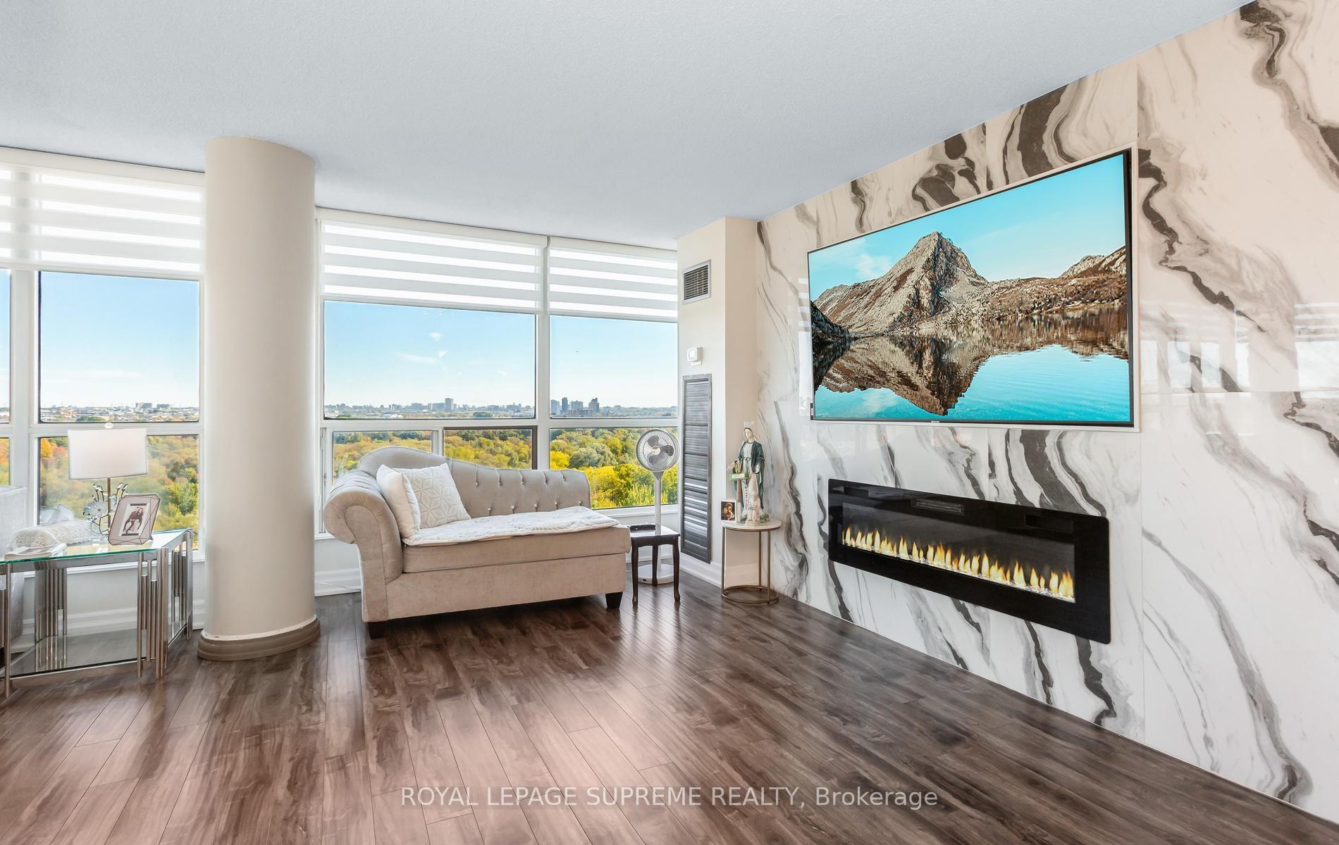 Photo 10 of Unit 1015, 5 Rowntree Road, Etobicoke, Mount Olive-Silverstone-Jamestown — HOMEH