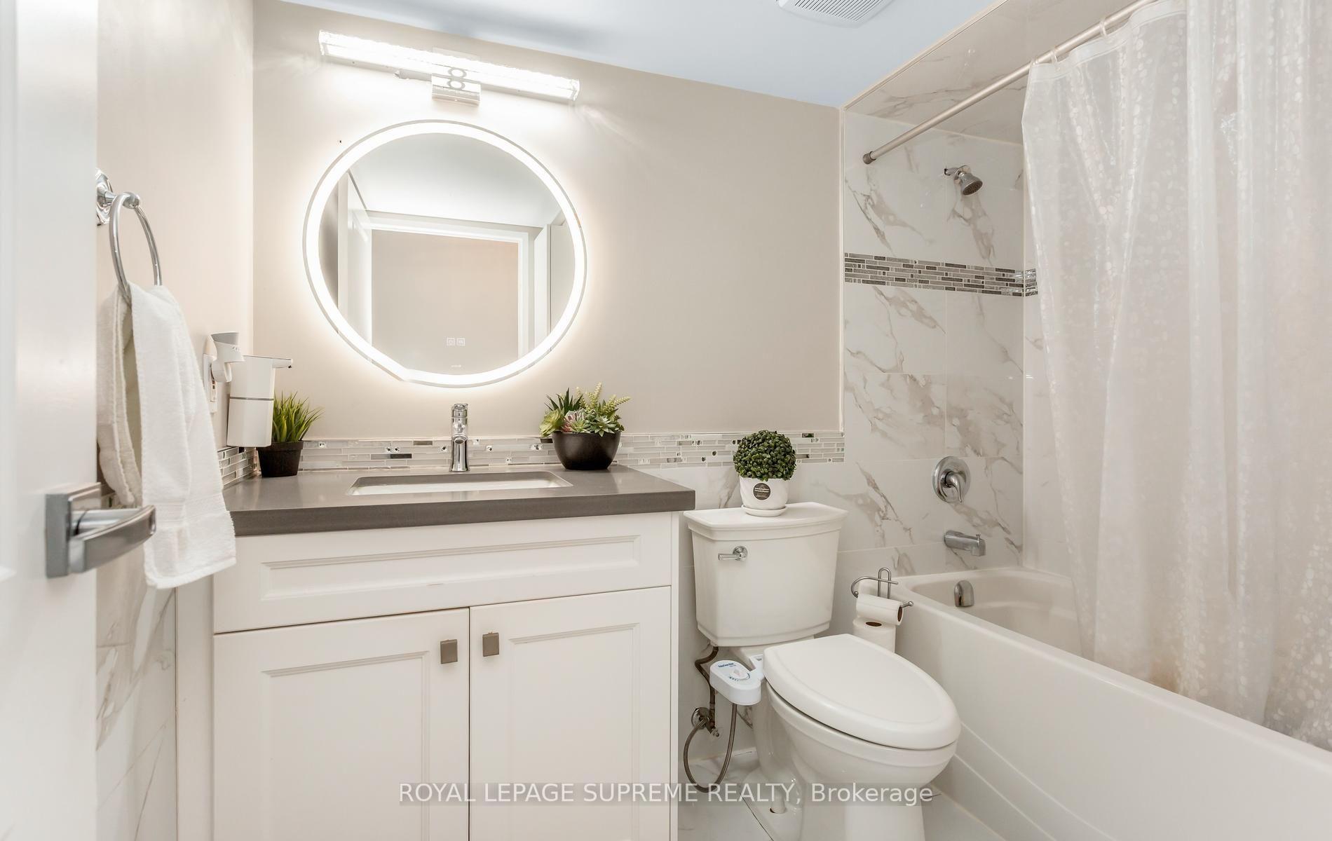 Photo 37 of Unit 1015, 5 Rowntree Road, Etobicoke, Mount Olive-Silverstone-Jamestown — HOMEH