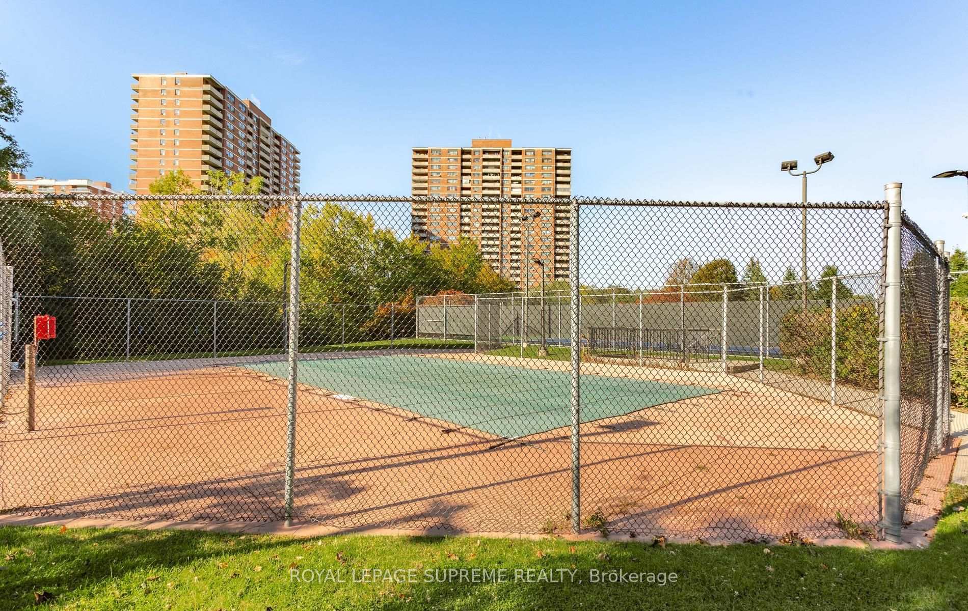 Photo 48 of Unit 1015, 5 Rowntree Road, Etobicoke, Mount Olive-Silverstone-Jamestown — HOMEH