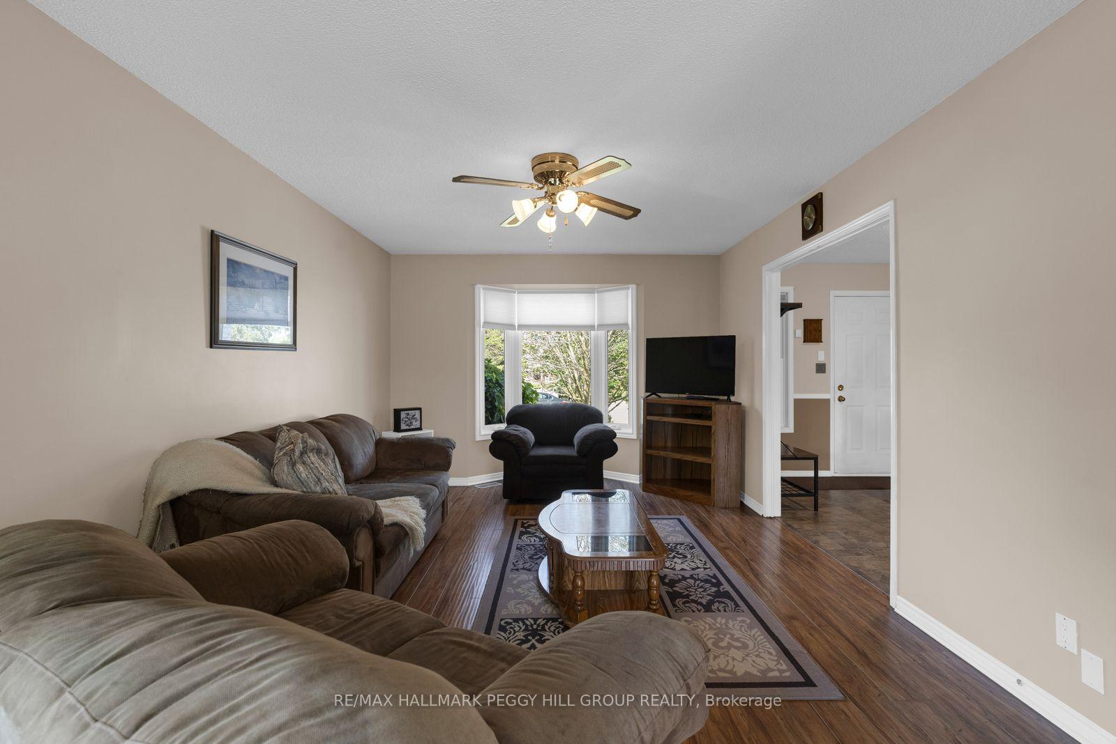 Photo 11 of 5 Allan Court, Springwater, Elmvale — HOMEH