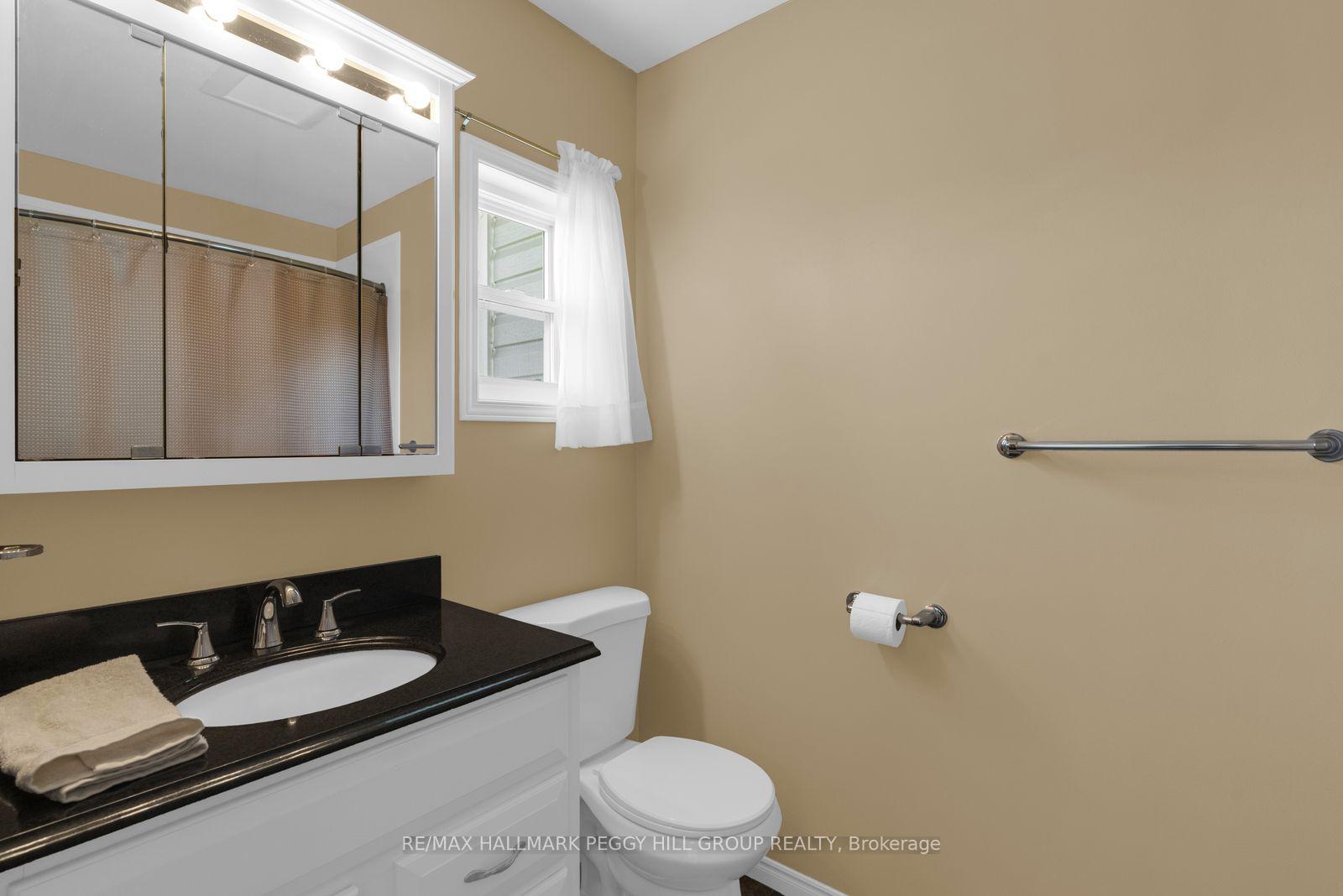 Photo 15 of 5 Allan Court, Springwater, Elmvale — HOMEH