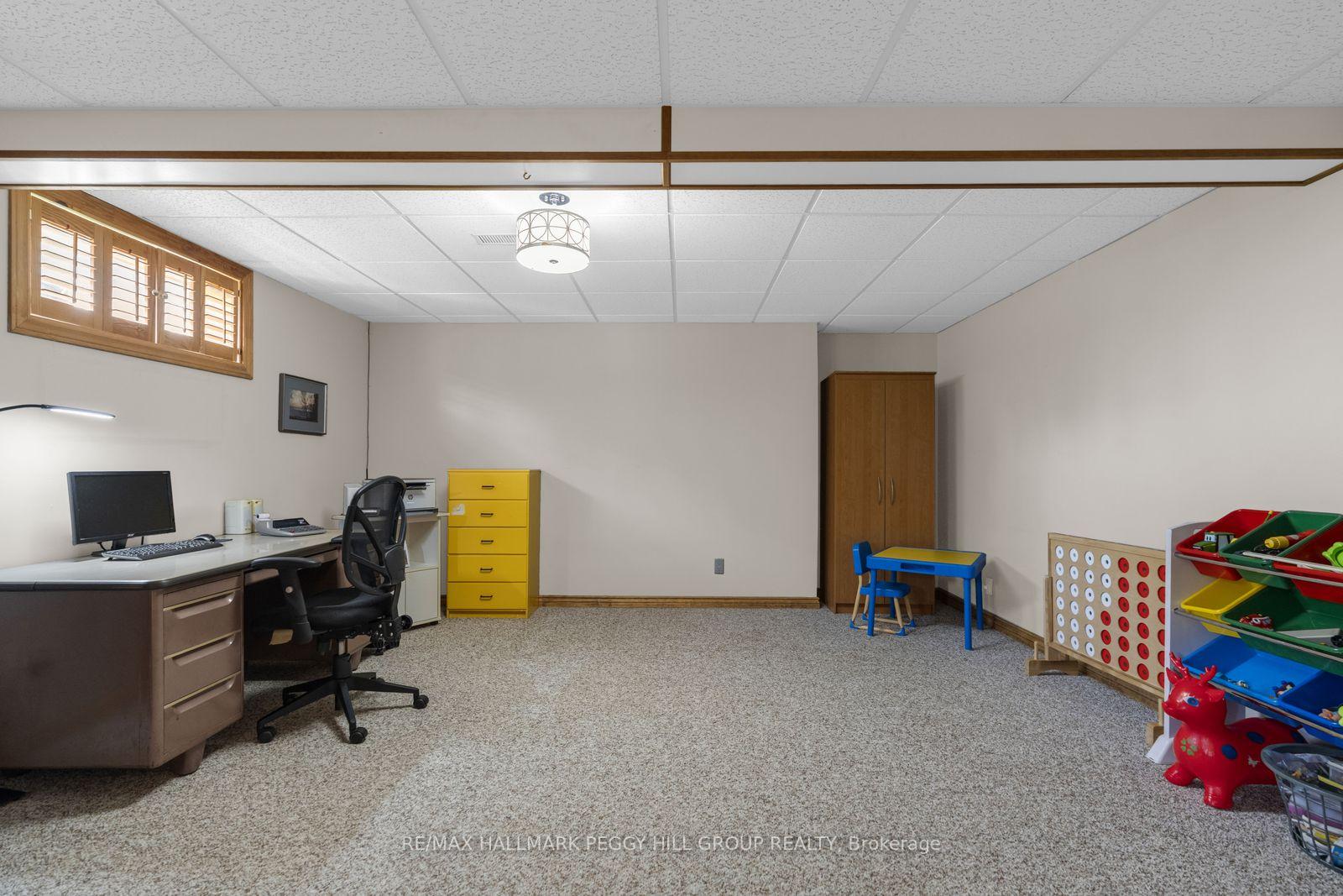 Photo 23 of 5 Allan Court, Springwater, Elmvale — HOMEH