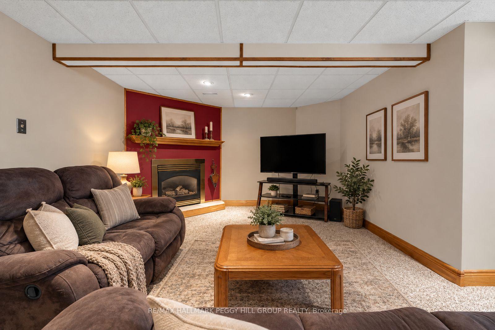 Photo 24 of 5 Allan Court, Springwater, Elmvale — HOMEH
