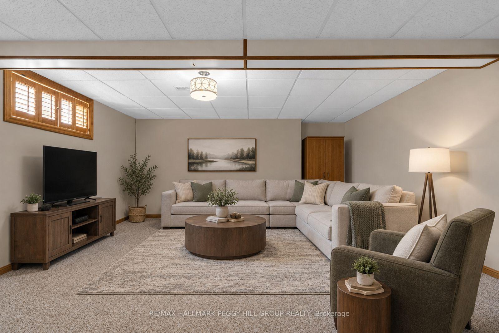 Photo 26 of 5 Allan Court, Springwater, Elmvale — HOMEH