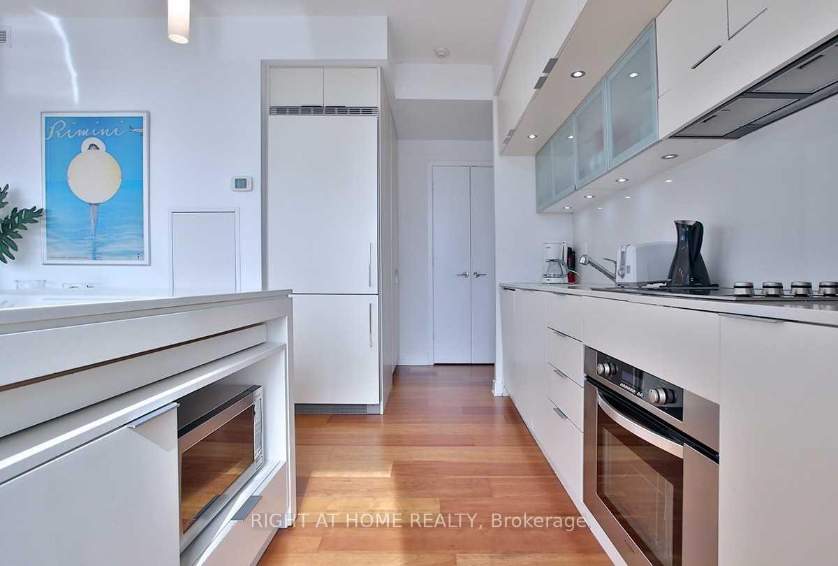 Photo 5 of Unit 1903, 110 Charles Street E, Toronto, Church-Yonge Corridor — HOMEH