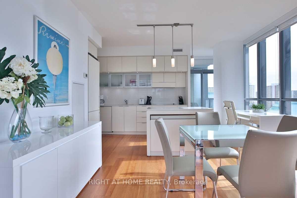 Photo 11 of Unit 1903, 110 Charles Street E, Toronto, Church-Yonge Corridor — HOMEH