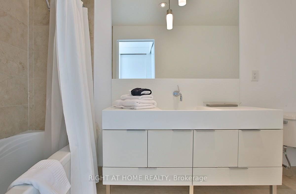 Photo 18 of Unit 1903, 110 Charles Street E, Toronto, Church-Yonge Corridor — HOMEH