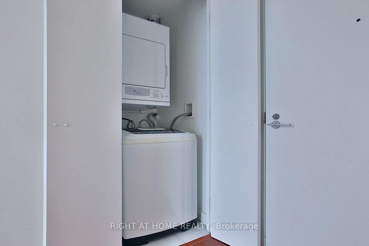 Photo 19 of Unit 1903, 110 Charles Street E, Toronto, Church-Yonge Corridor — HOMEH