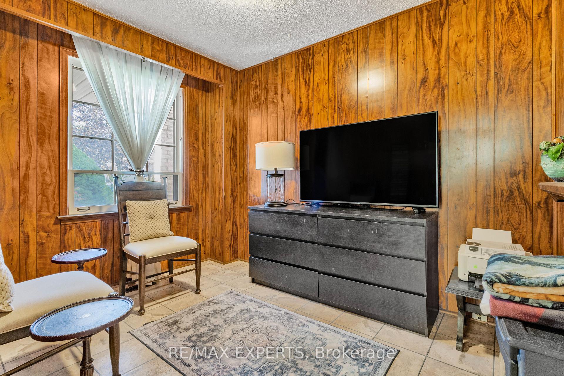 Photo 16 of 20 Charnwood Place, Markham, Aileen-Willowbrook — HOMEH