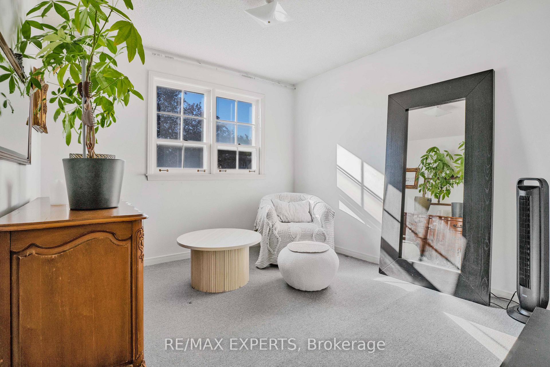 Photo 23 of 20 Charnwood Place, Markham, Aileen-Willowbrook — HOMEH