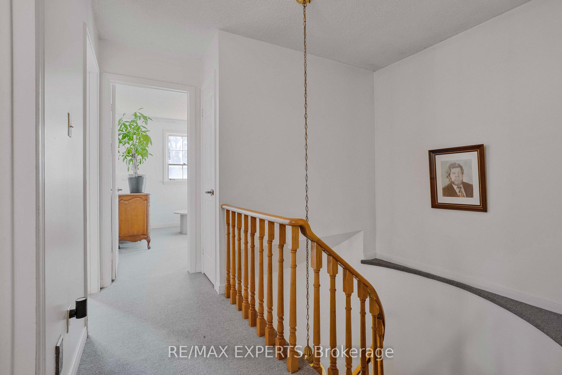 Photo 25 of 20 Charnwood Place, Markham, Aileen-Willowbrook — HOMEH