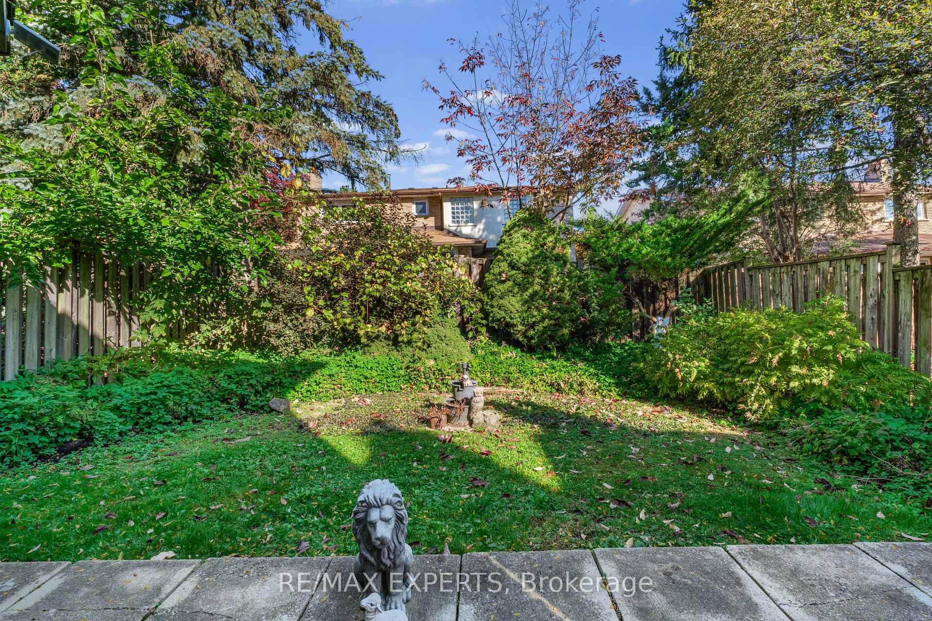Photo 26 of 20 Charnwood Place, Markham, Aileen-Willowbrook — HOMEH