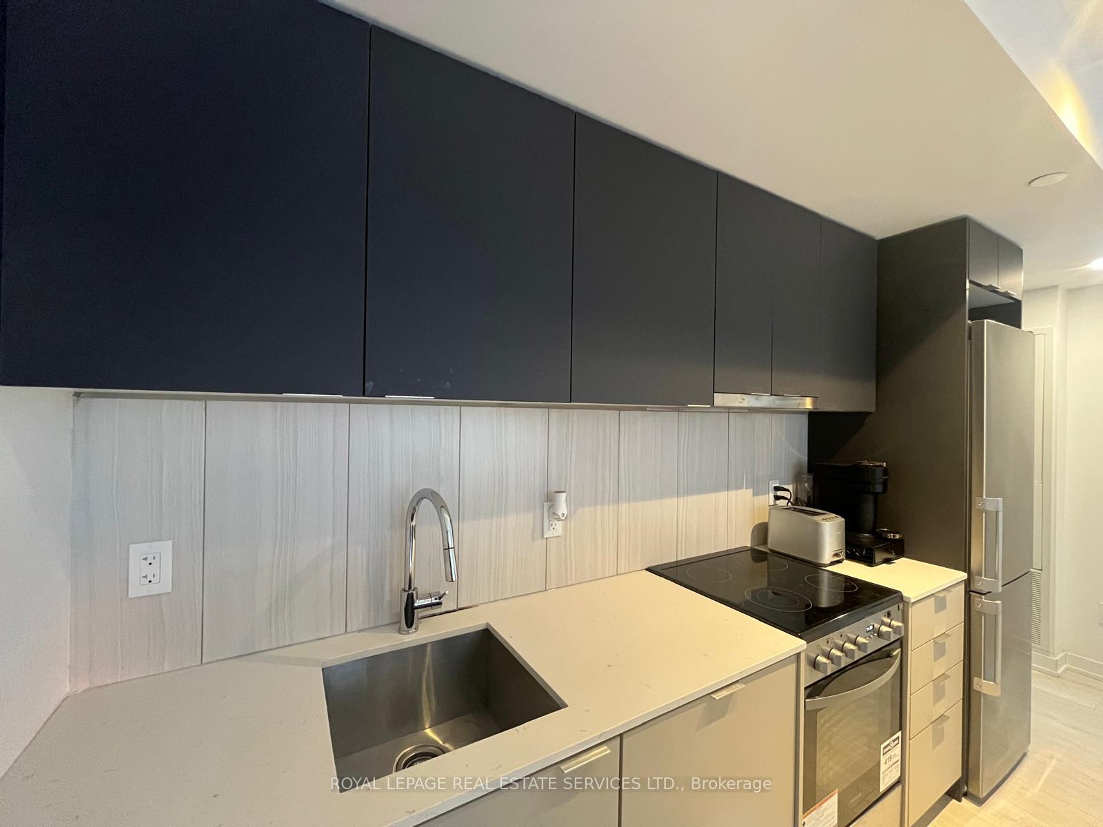 Photo 2 of Unit 717, 8 Tippett Road, North York, Clanton Park — HOMEH