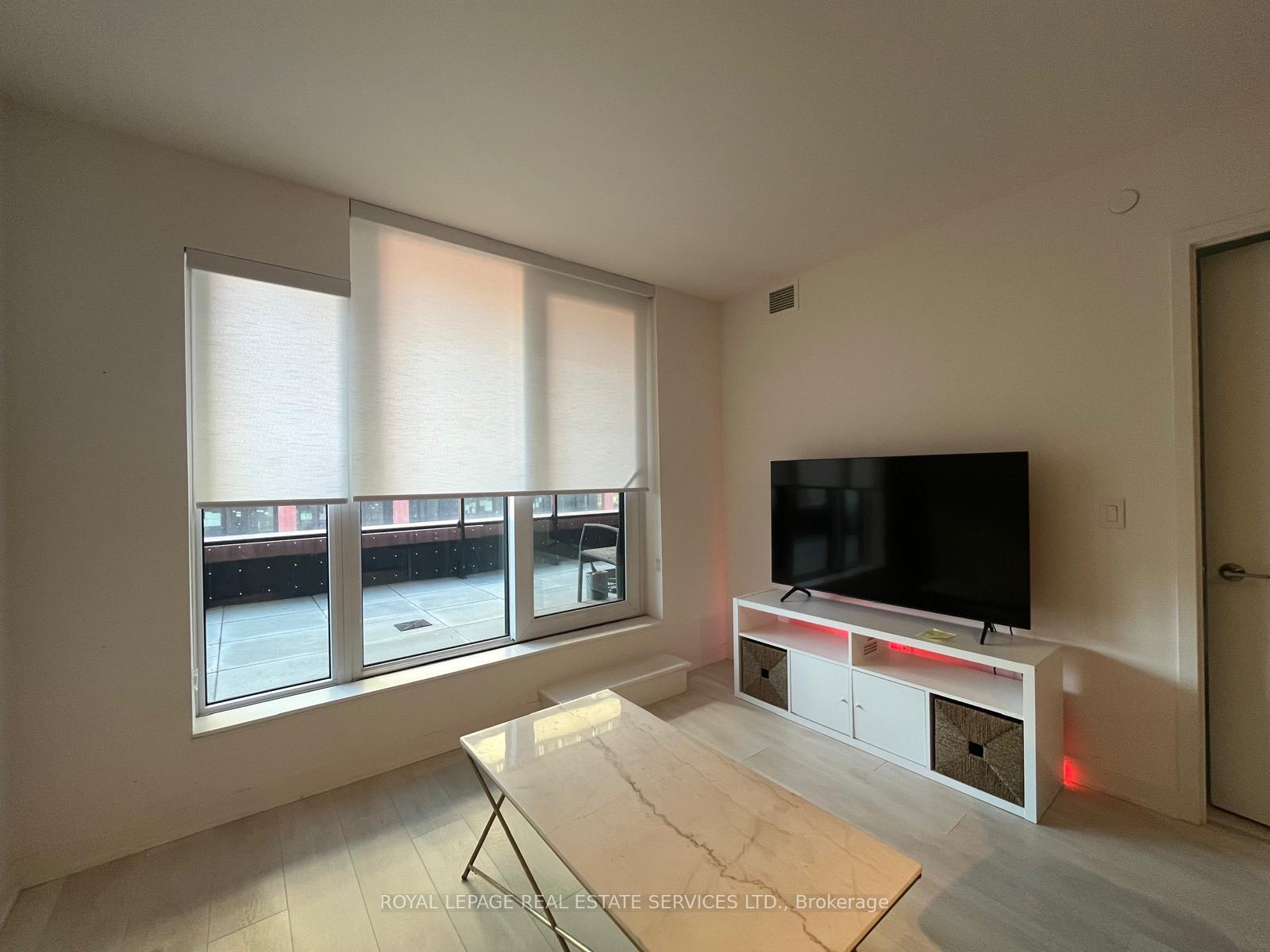 Photo 9 of Unit 717, 8 Tippett Road, North York, Clanton Park — HOMEH