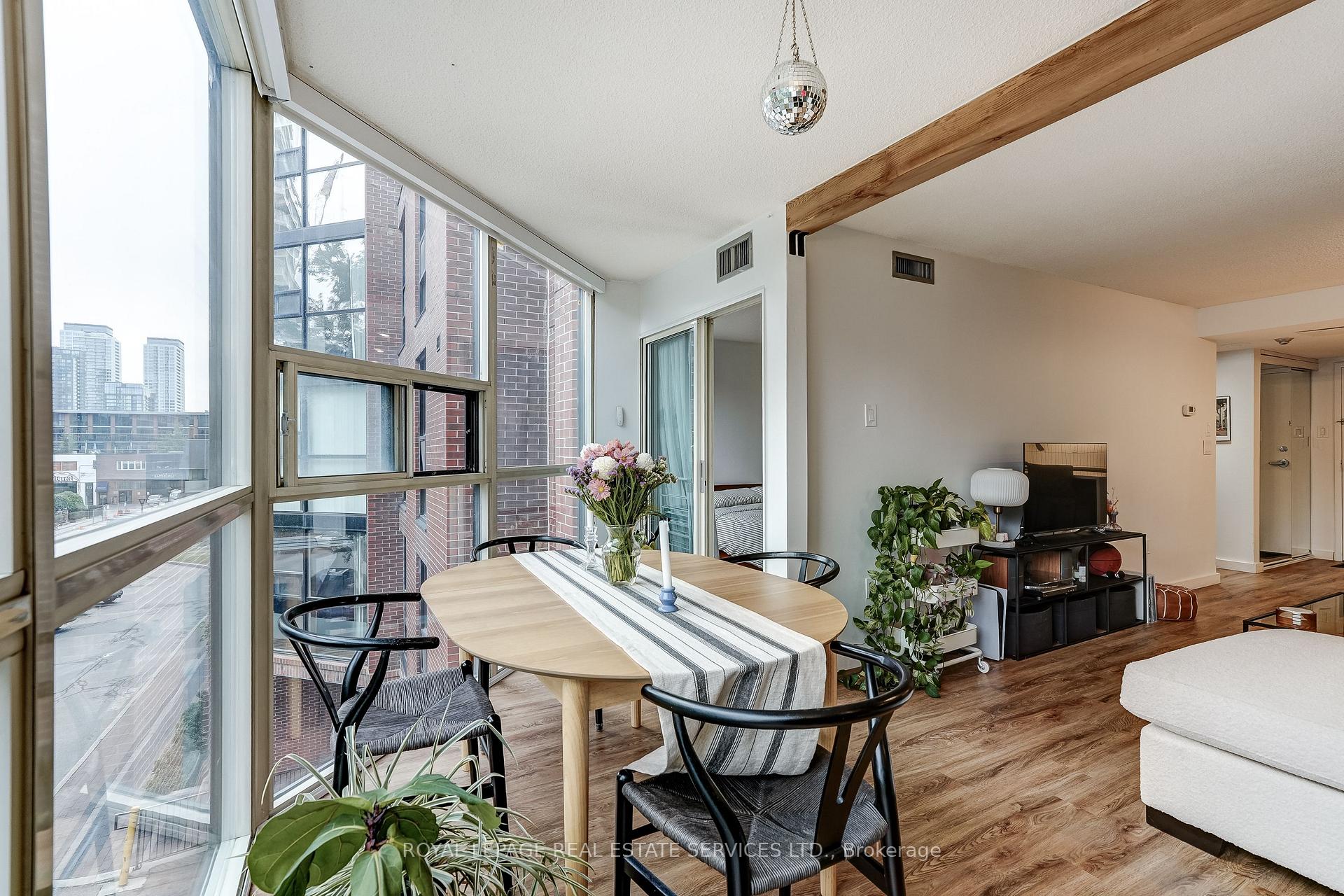 Photo 11 of Unit 302, 705 King Street W, Toronto, Niagara — HOMEH