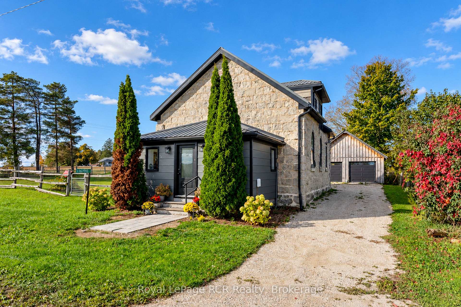 Photo of 116190 Grey Road 3