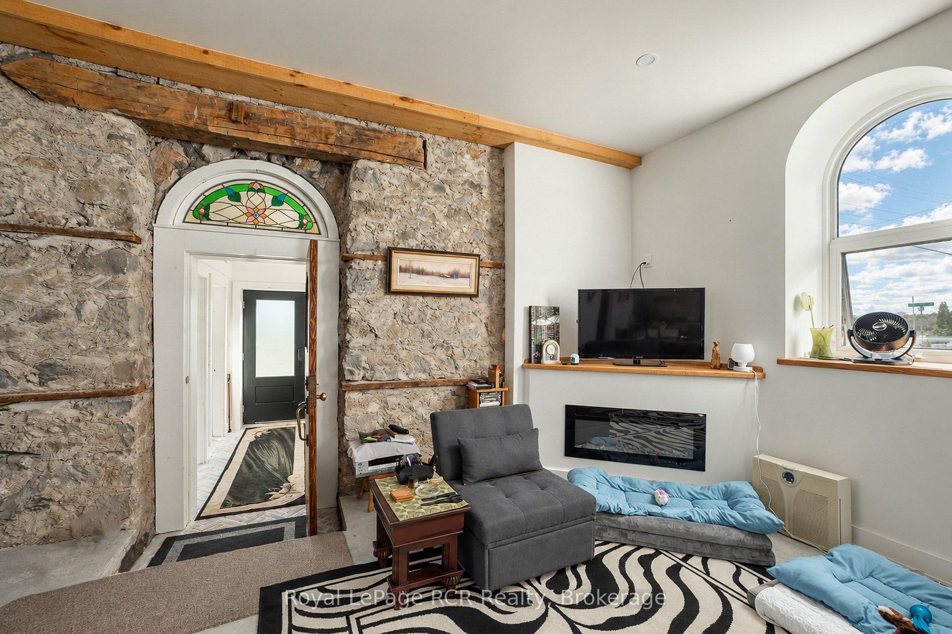 Photo 8 of 116190 Grey Road 3, Chatsworth — HOMEH