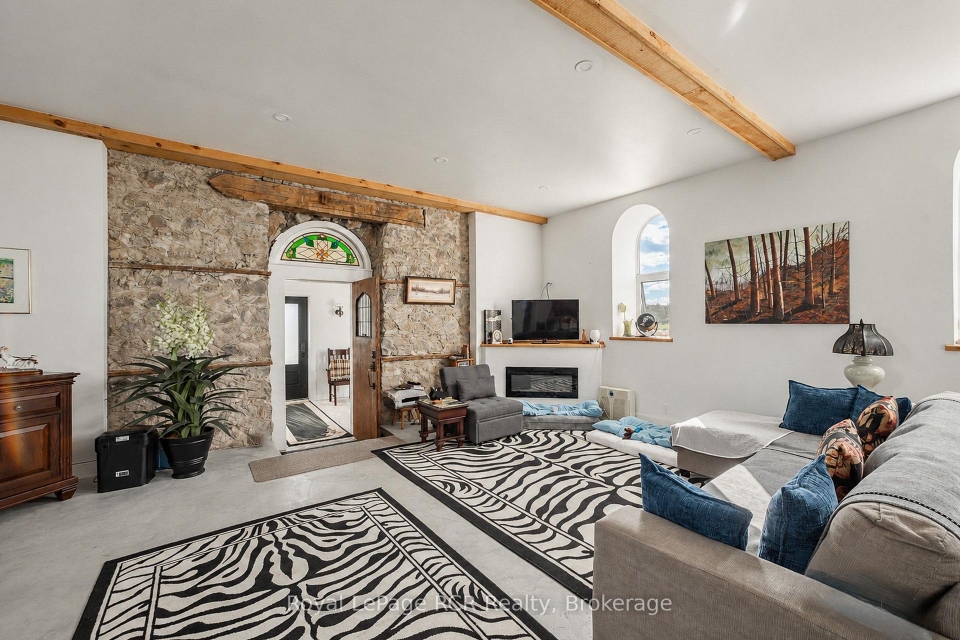 Photo 9 of 116190 Grey Road 3, Chatsworth — HOMEH