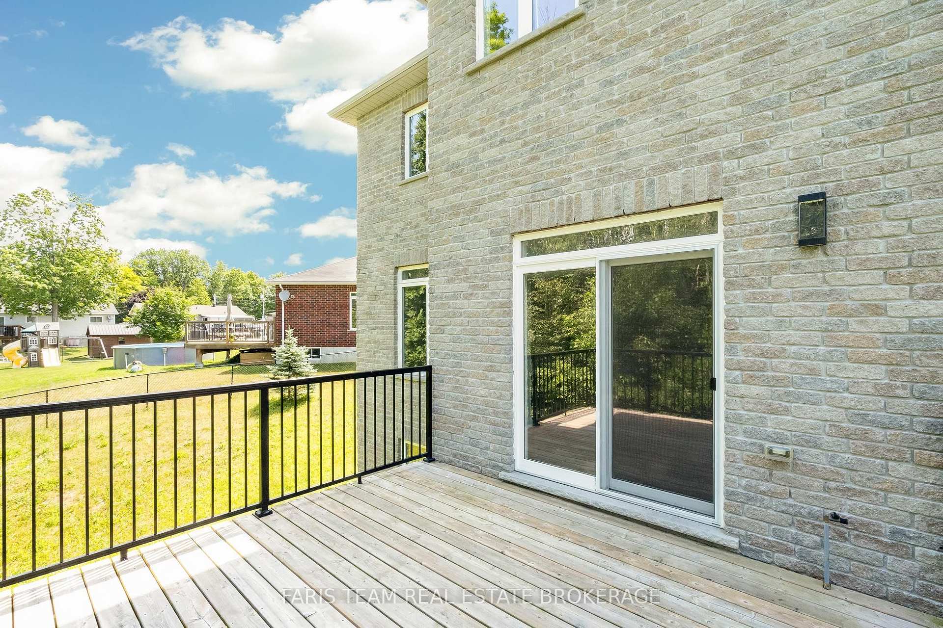 Photo 40 of 33 Sheppard Drive, Tay, Victoria Harbour — HOMEH
