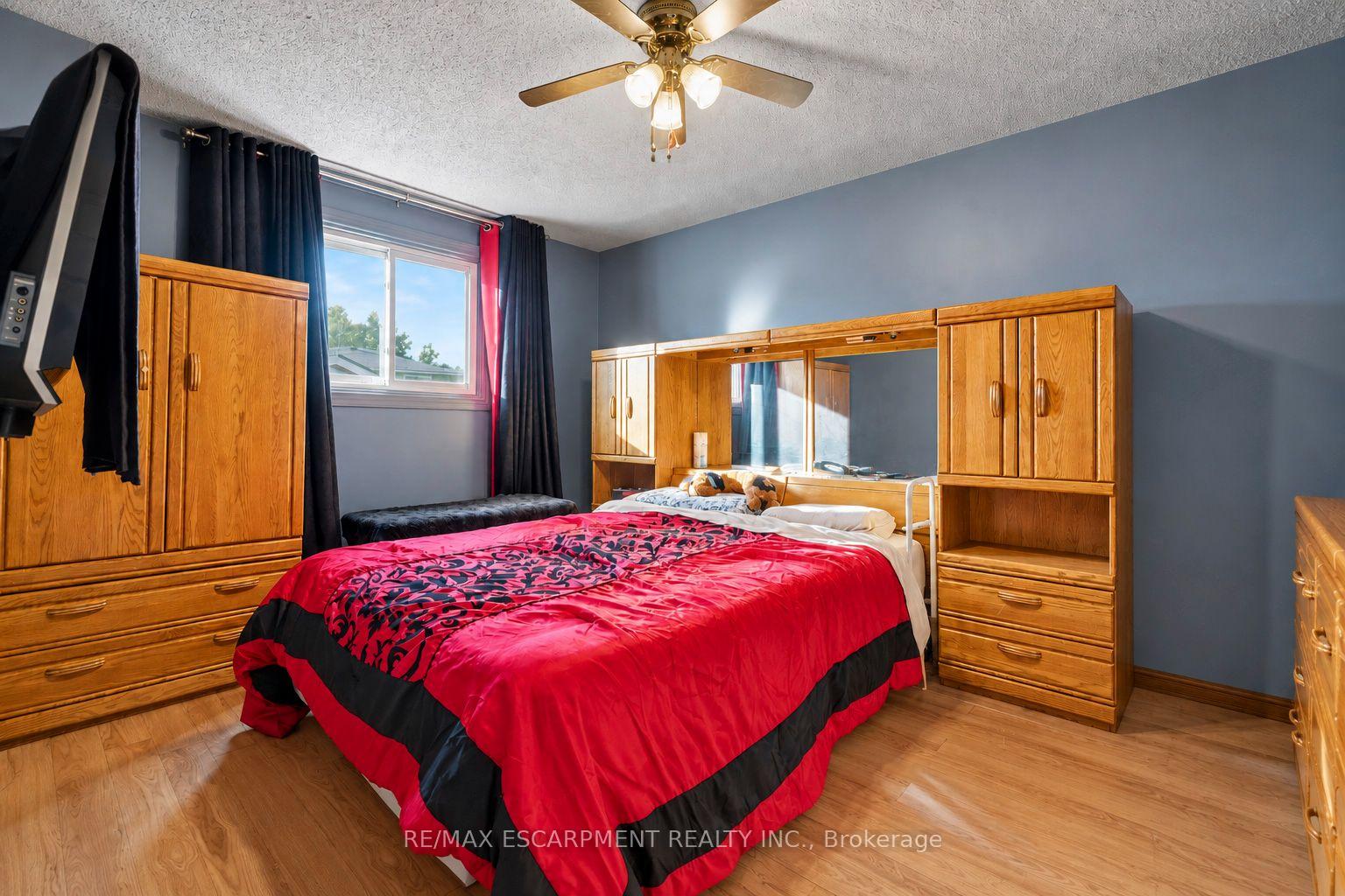 Photo 12 of 306 Templemead Drive, Hamilton, Templemead — HOMEH