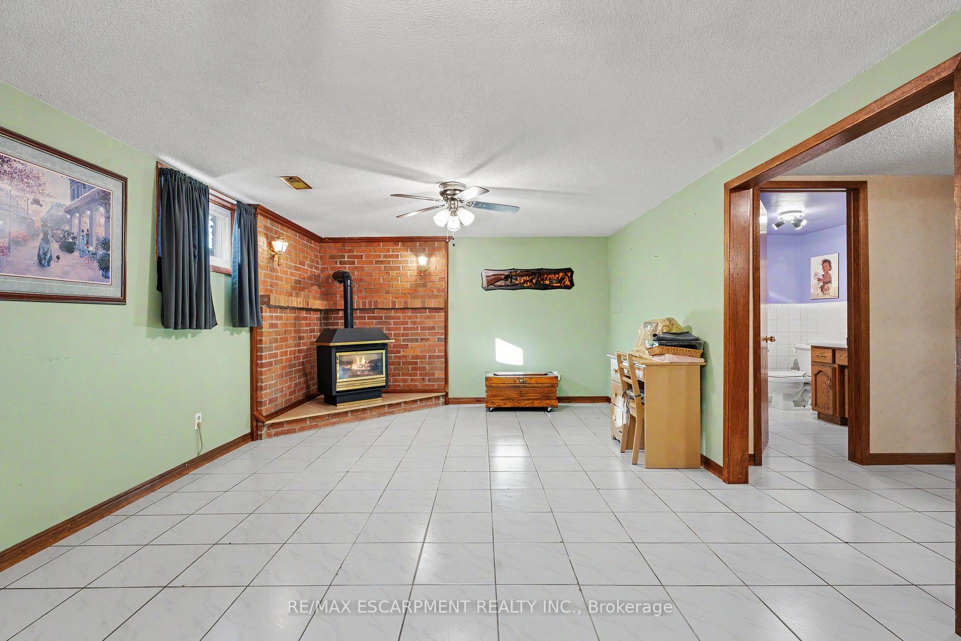 Photo 17 of 306 Templemead Drive, Hamilton, Templemead — HOMEH