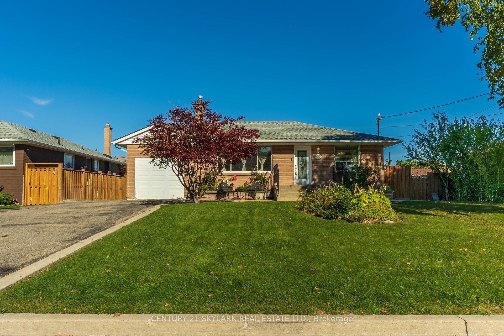 Photo of 24 Aura Lea Boulevard