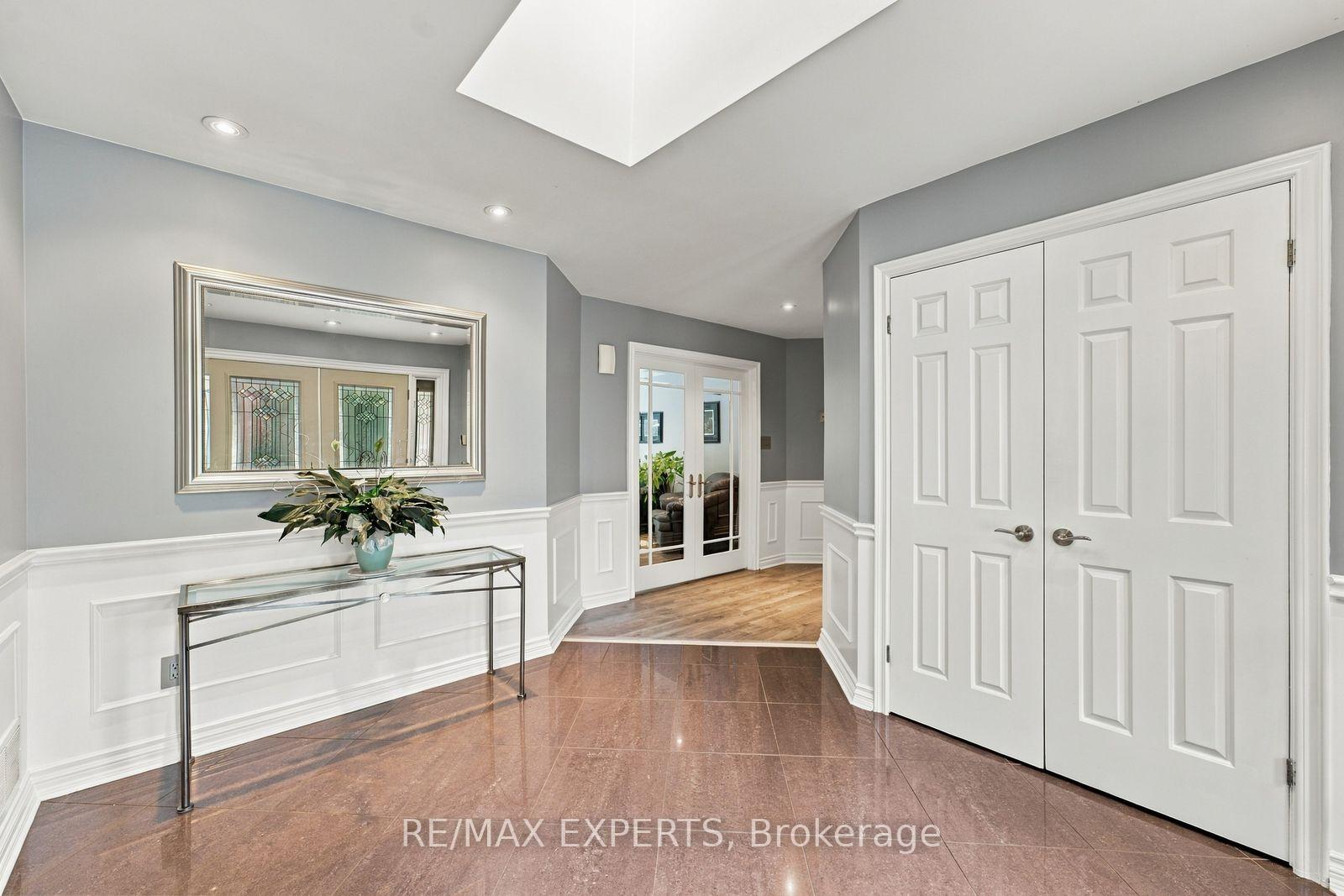 Photo 9 of 8 Fendley Court, Brampton, Snelgrove — HOMEH