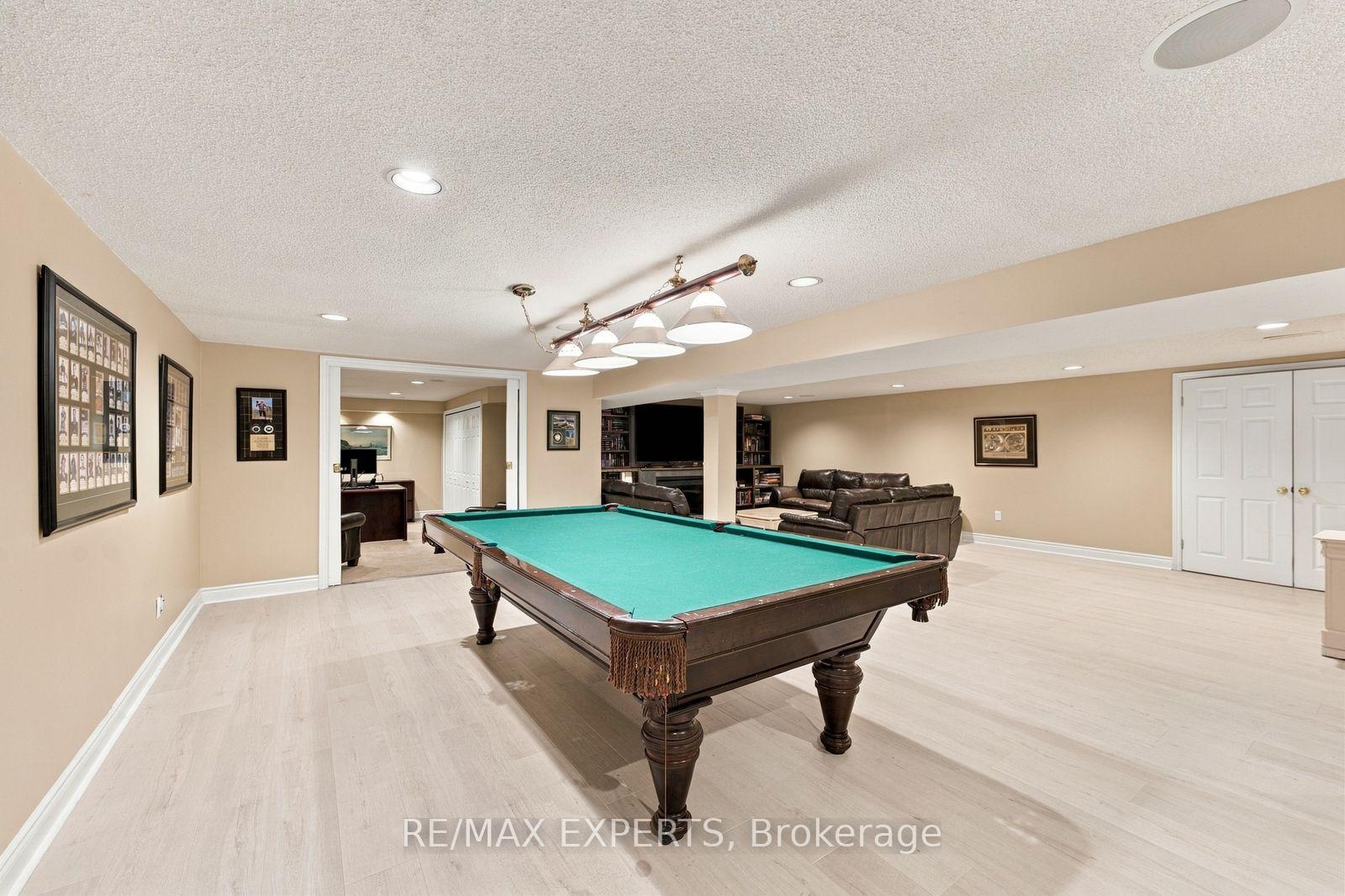 Photo 33 of 8 Fendley Court, Brampton, Snelgrove — HOMEH
