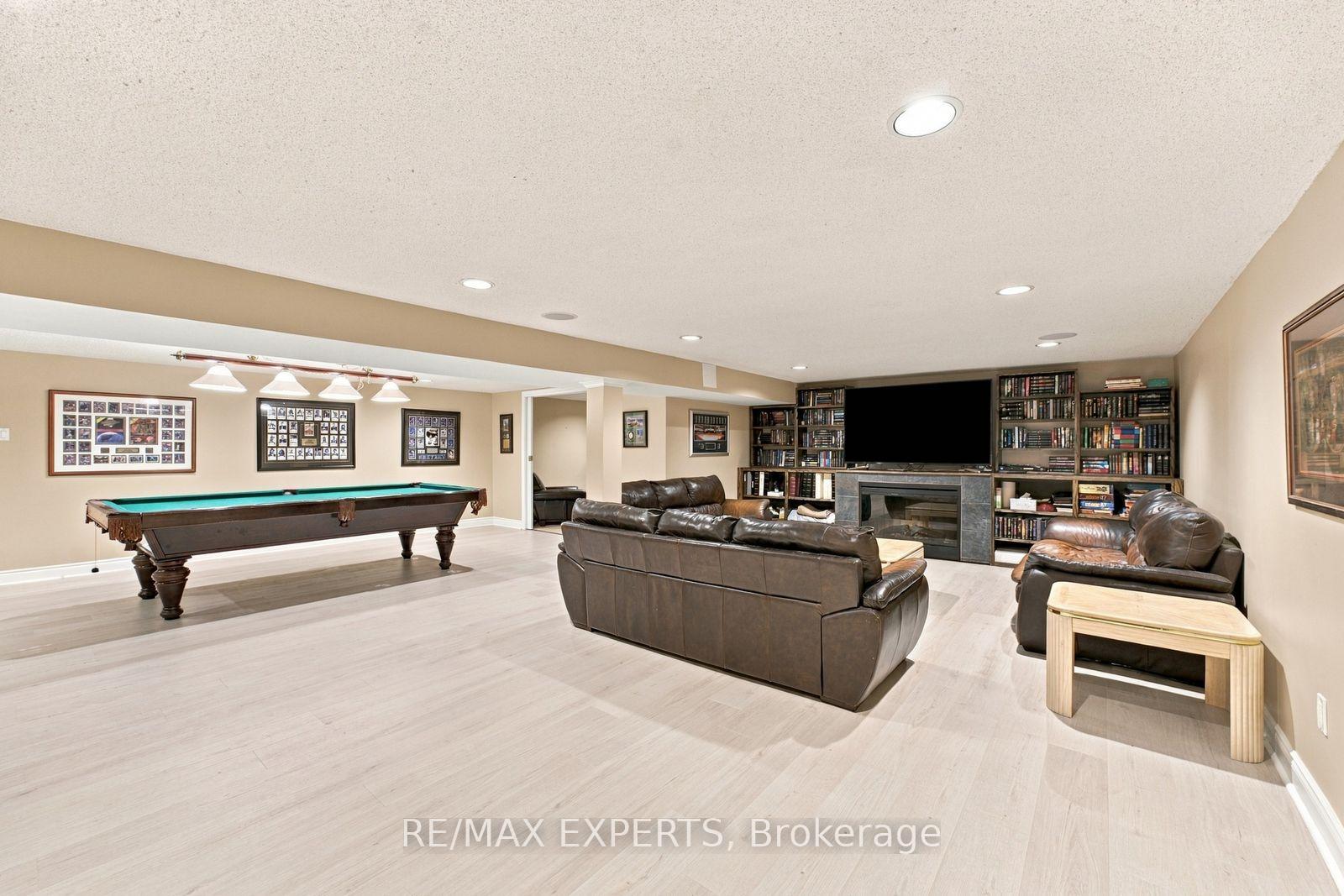 Photo 36 of 8 Fendley Court, Brampton, Snelgrove — HOMEH