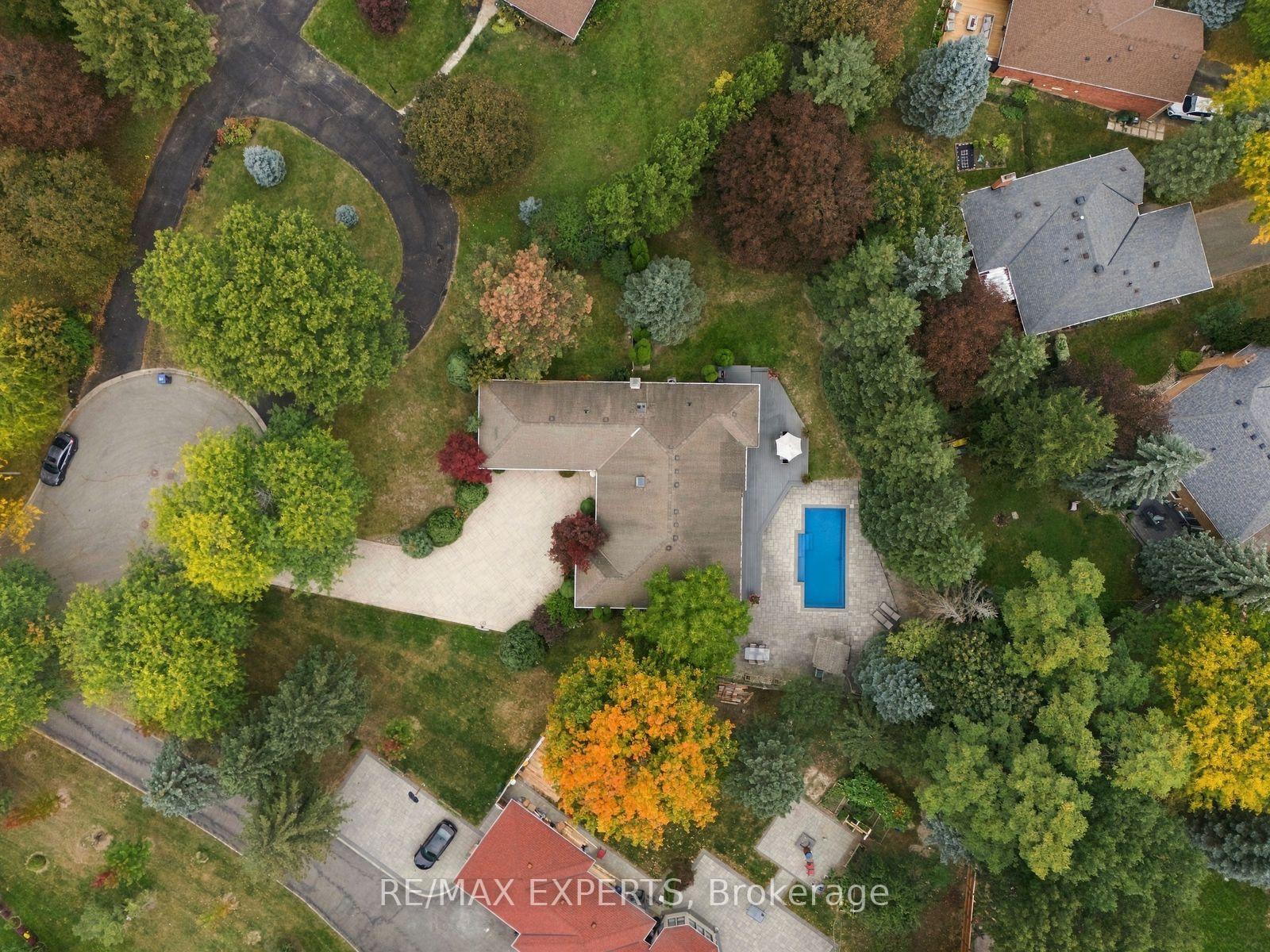 Photo 49 of 8 Fendley Court, Brampton, Snelgrove — HOMEH