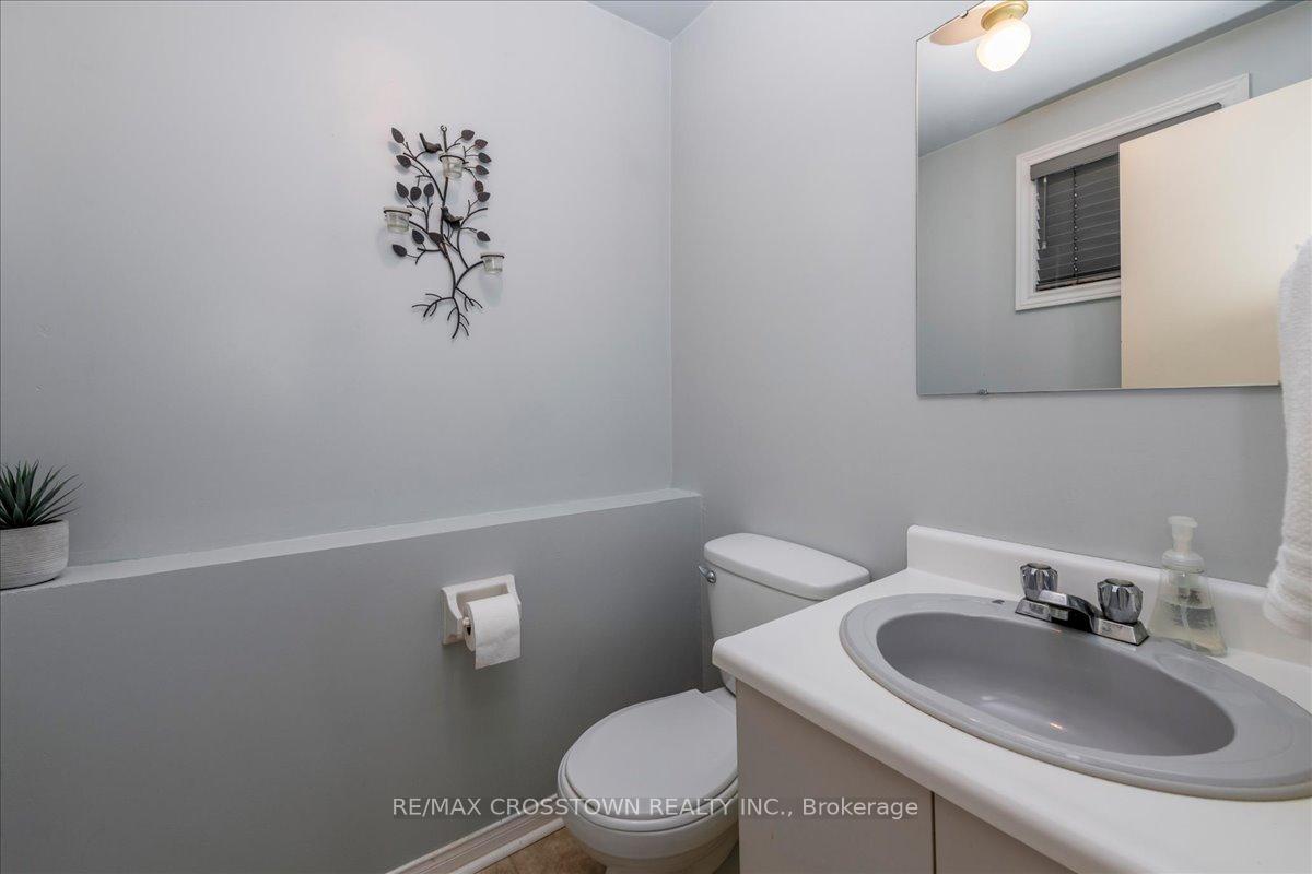Photo 11 of 17 Knicely Road, Barrie, Painswick North — HOMEH