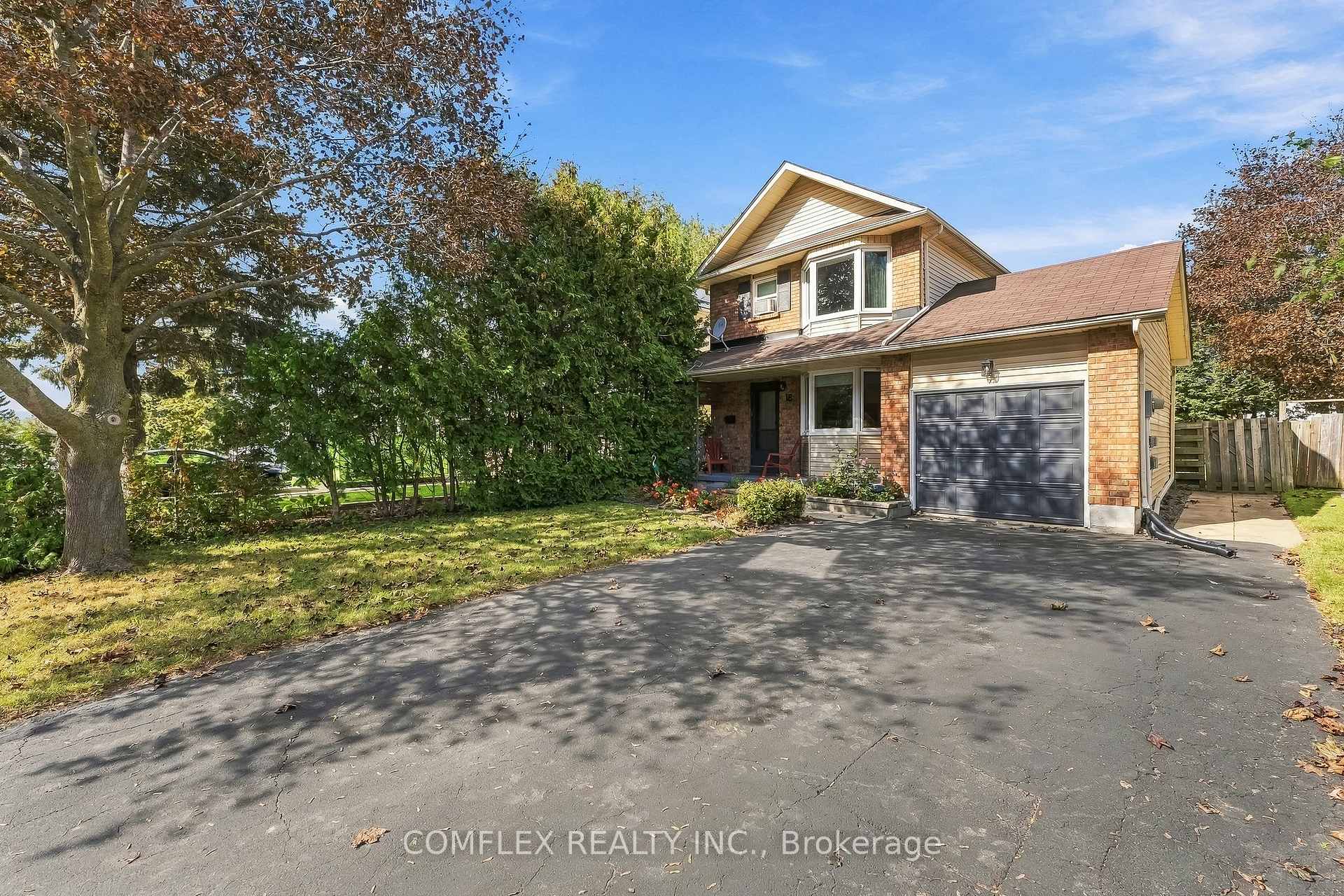 Photo 3 of 18 Stanley Drive, Port Hope — HOMEH